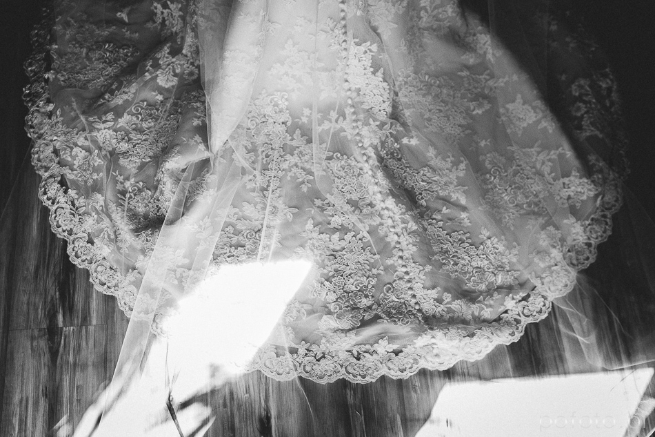 suknia ślubna w słońcu - fotoreportaż ślubny